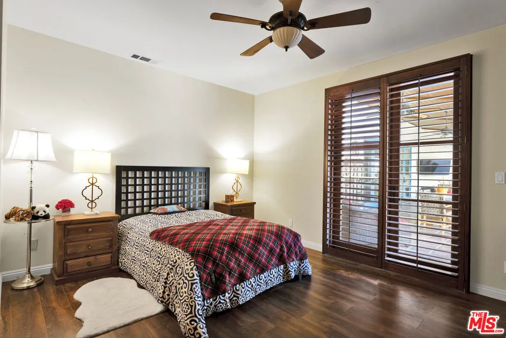 1487 Meadowcrest Circle, Corona, California 92882 home-pic-33