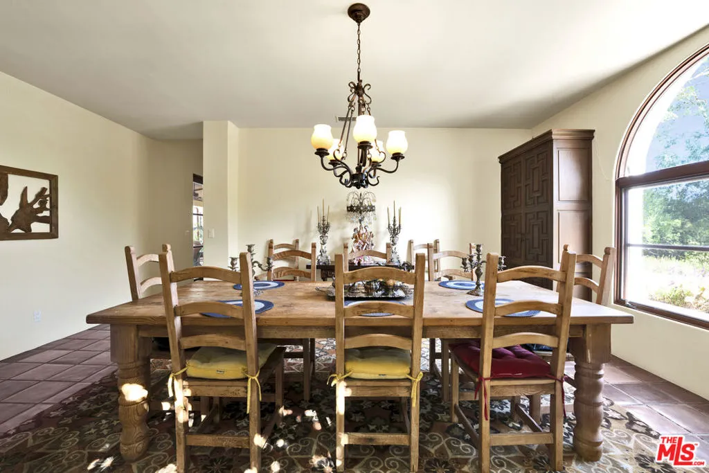1487 Meadowcrest Circle, Corona, California 92882 home-pic-14
