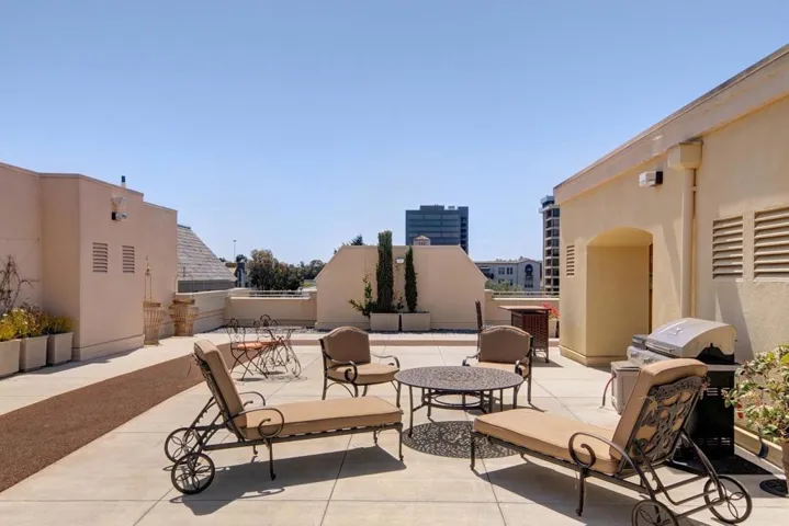 10 Crystal Springs Road 1206, San Mateo, California 94402