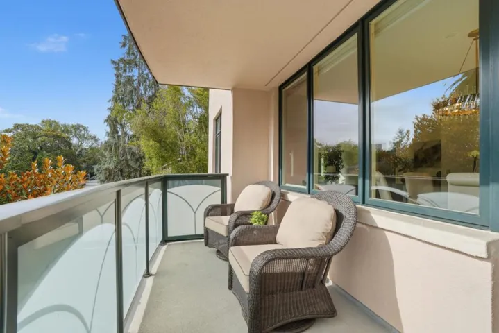 10 Crystal Springs Road 1206, San Mateo, California 94402