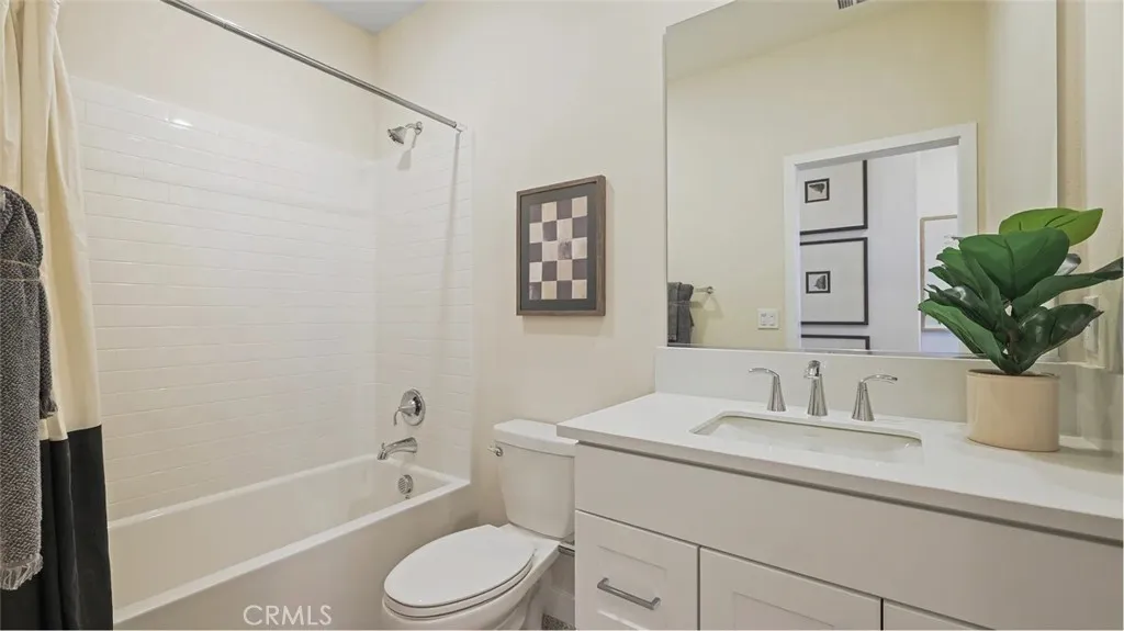 1295 Snowberry Place, Montebello, California 90640 home-pic-16