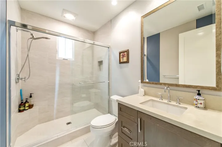 200 Piazza, Irvine, California 92602 — photo 5