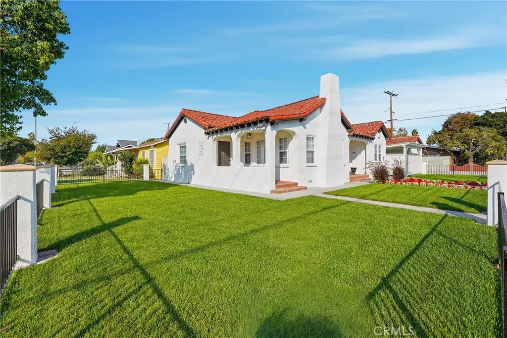 800 N Janss, Anaheim, California 92805 home-pic-2