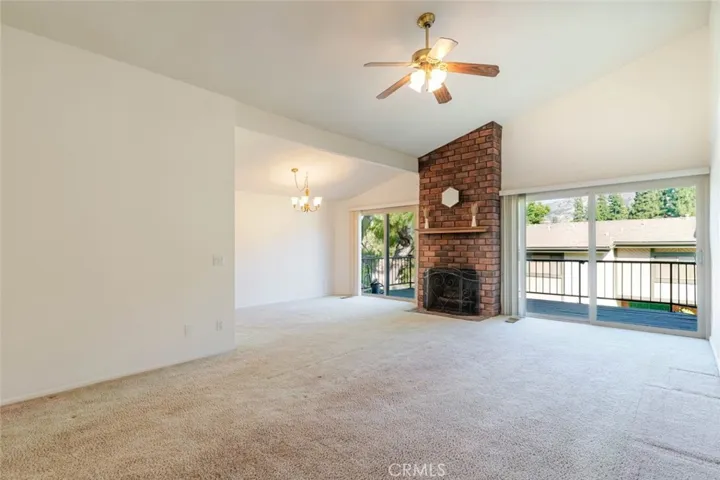Living/Dining Area