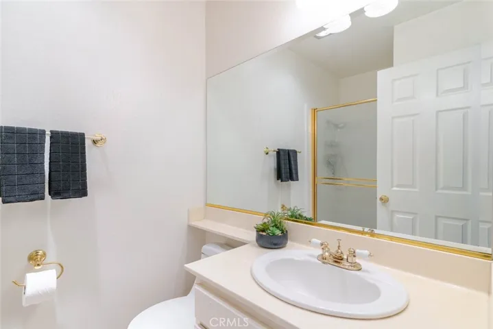 Upstairs 3/4 Bath