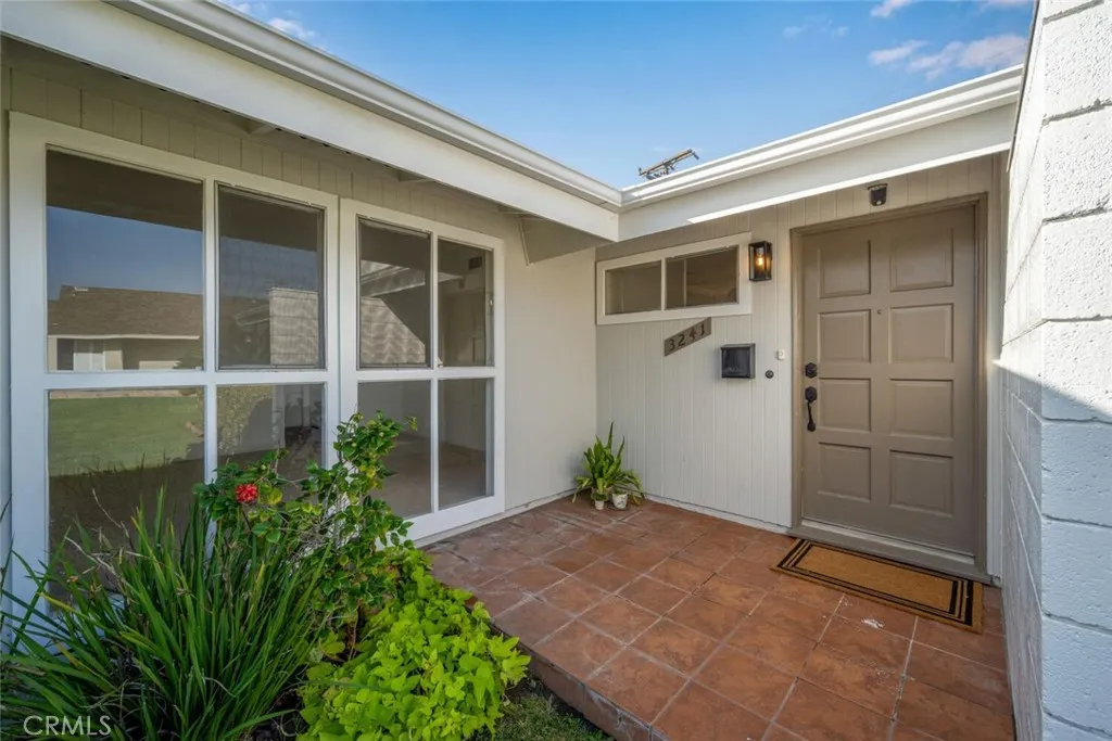 3241 Druid Lane, Los Alamitos, California 90720 home-pic-4
