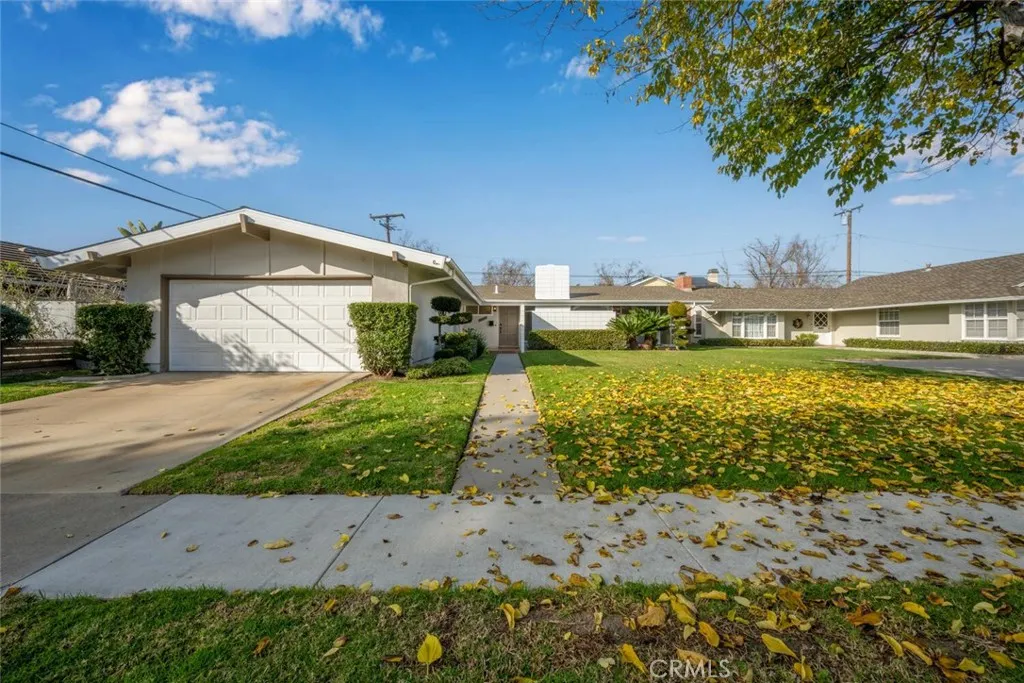 3241 Druid Lane, Los Alamitos, California 90720 home-pic-0