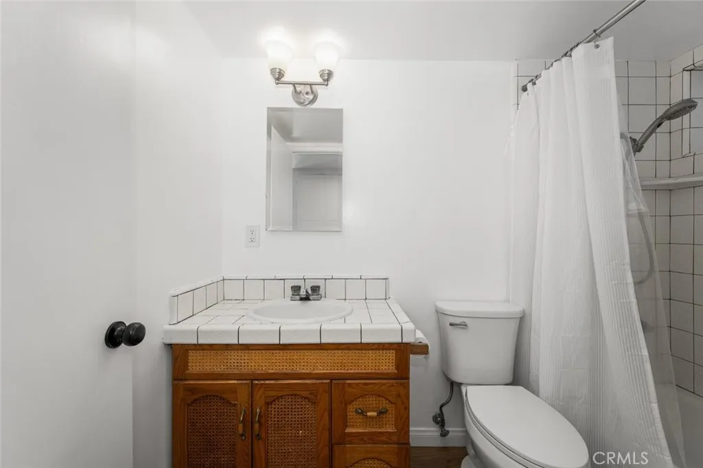 3241 Druid Lane, Los Alamitos, California 90720 home-pic-36