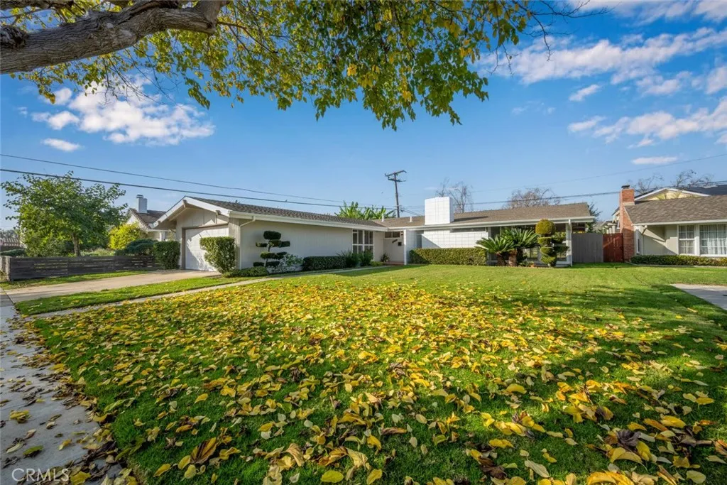 3241 Druid Lane, Los Alamitos, California 90720 home-pic-1