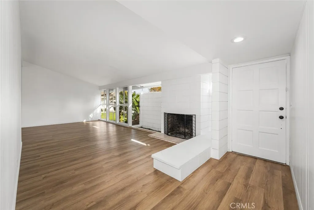 3241 Druid Lane, Los Alamitos, California 90720 home-pic-8