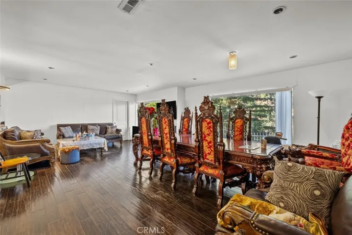 3277 Longridge Terrace, Sherman Oaks, California 91423