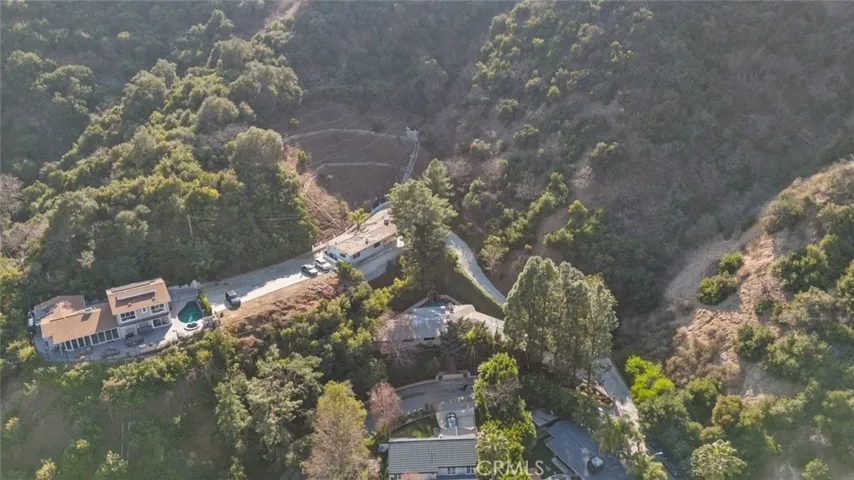 3277 Longridge Terrace, Sherman Oaks, California 91423