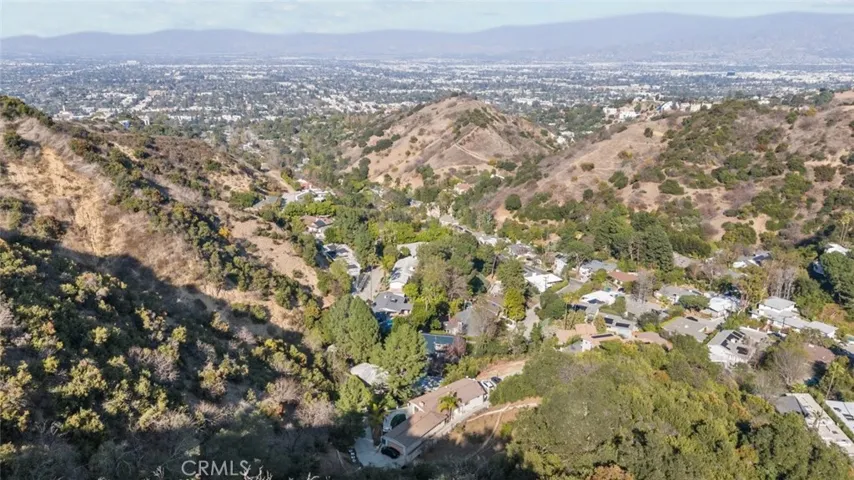 3277 Longridge Terrace, Sherman Oaks, California 91423