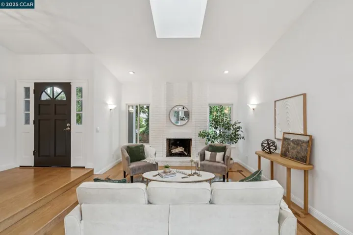 3067 Stinson Circle, Walnut Creek, California 94598