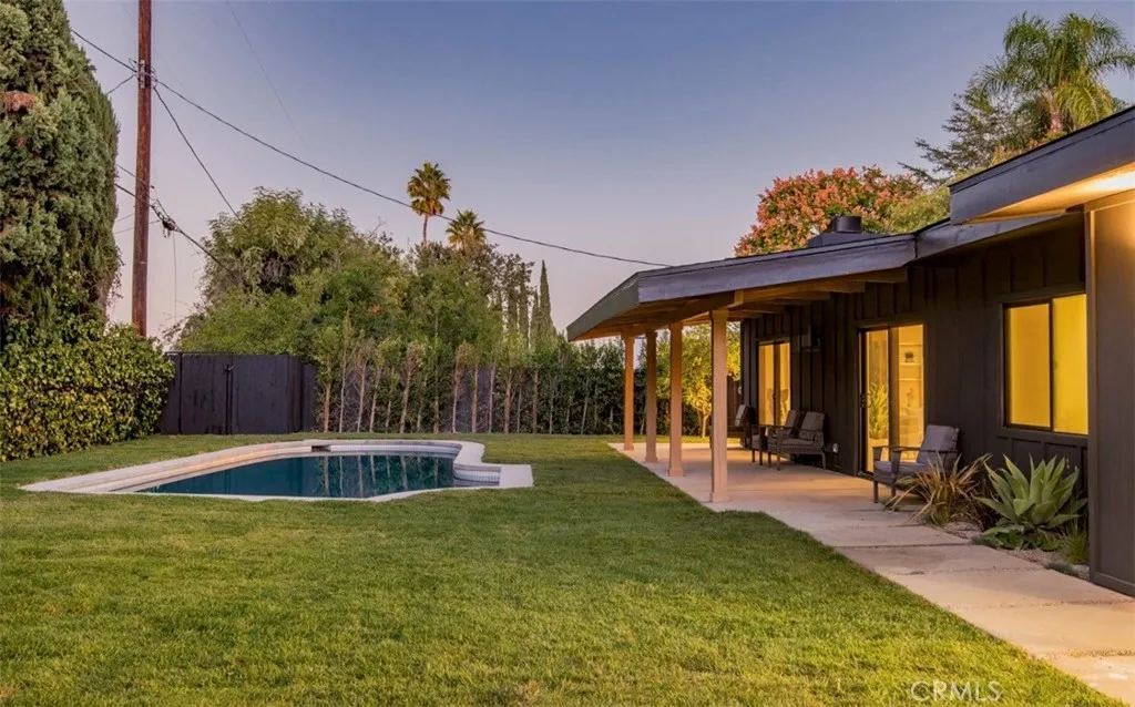 23623 Ladrillo, Woodland Hills, California 91367 home-pic-53