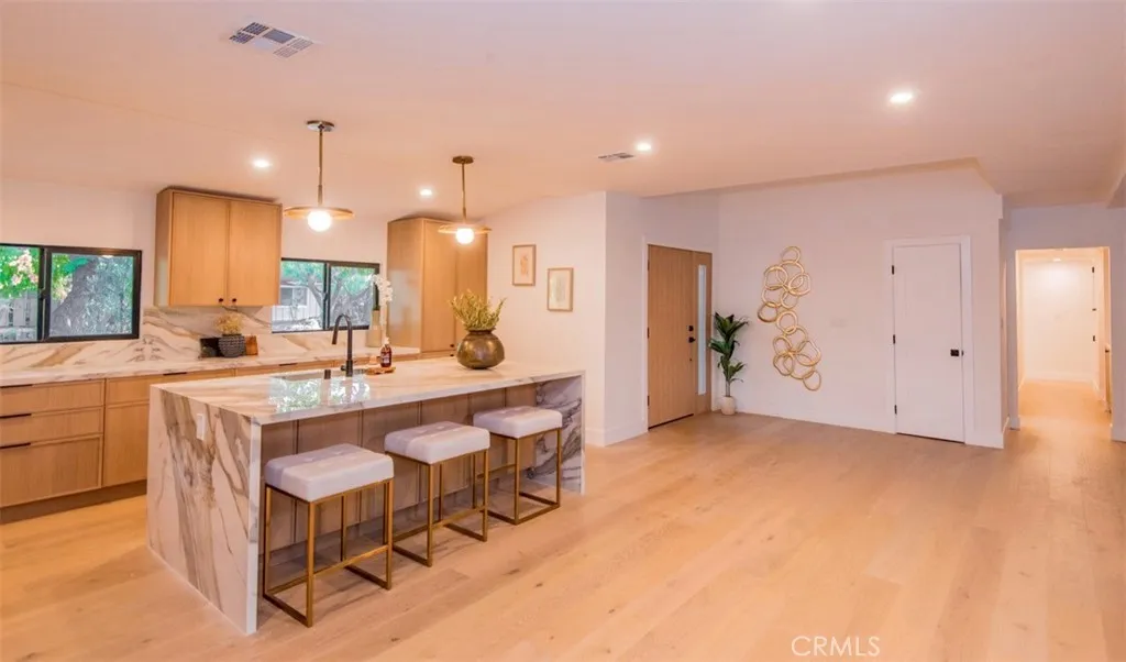 23623 Ladrillo, Woodland Hills, California 91367 home-pic-20