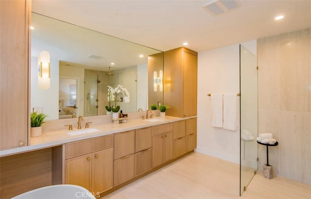23623 Ladrillo, Woodland Hills, California 91367 home-pic-26