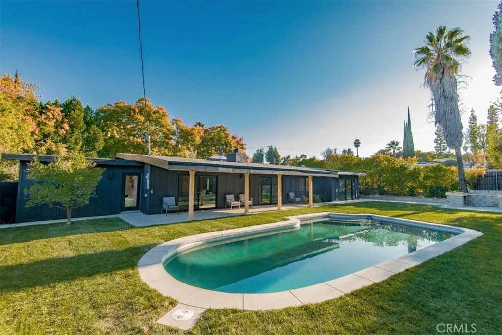 23623 Ladrillo, Woodland Hills, California 91367 home-pic-47