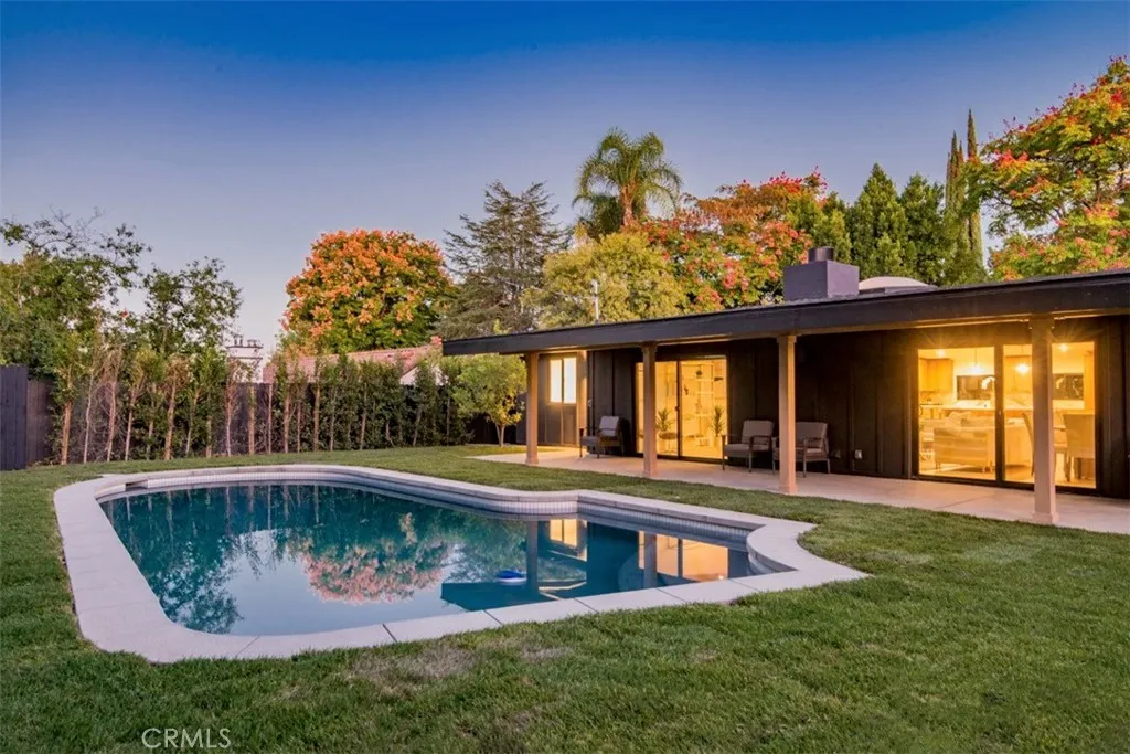 23623 Ladrillo, Woodland Hills, California 91367 home-pic-52