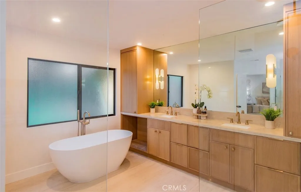 23623 Ladrillo, Woodland Hills, California 91367 home-pic-24