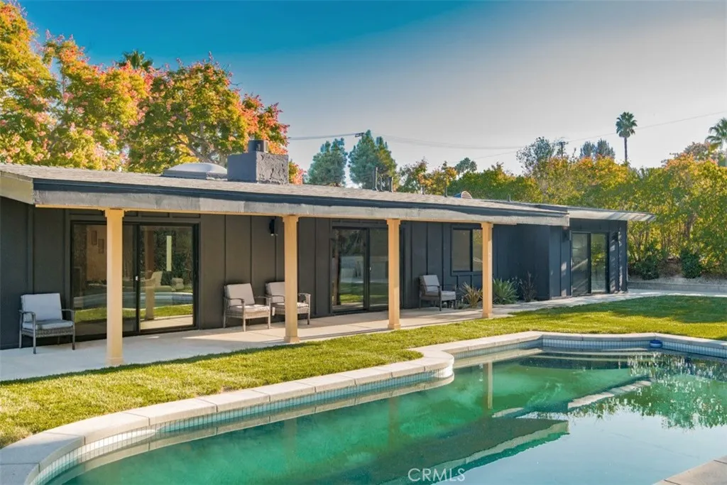 23623 Ladrillo, Woodland Hills, California 91367 home-pic-48