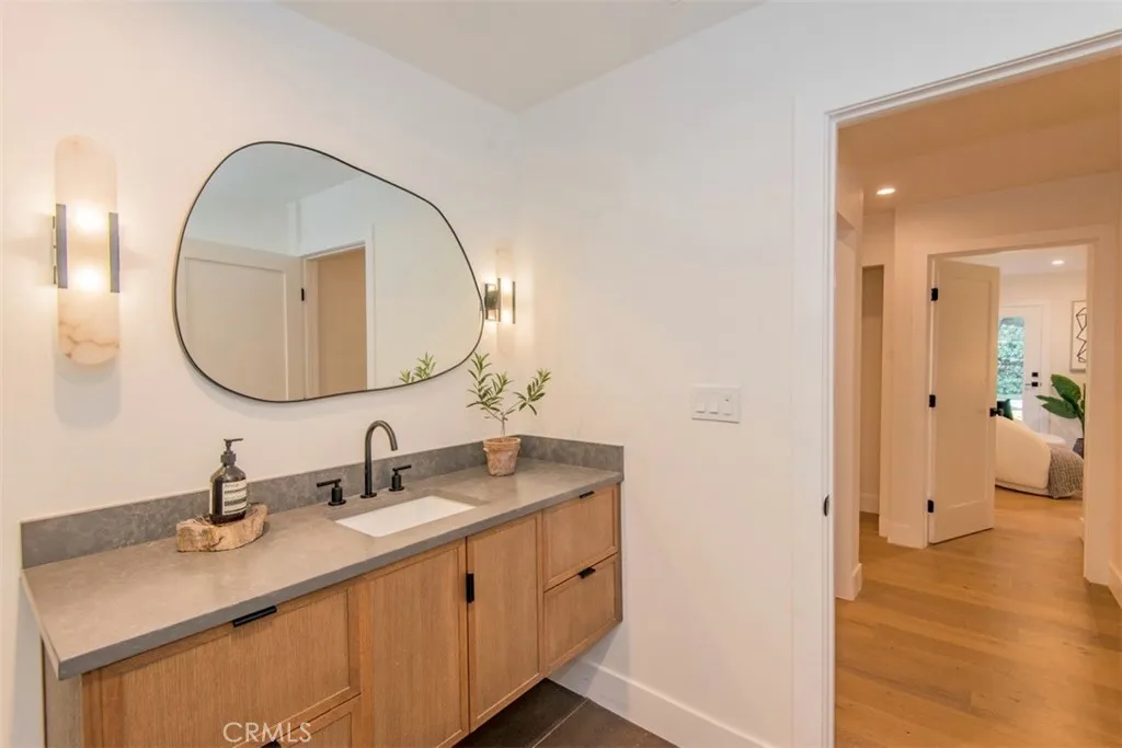 23623 Ladrillo, Woodland Hills, California 91367 home-pic-40