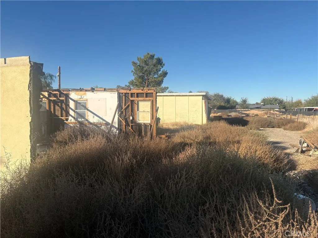 43029 7th Street E, Lancaster, California 93535 home-pic-5