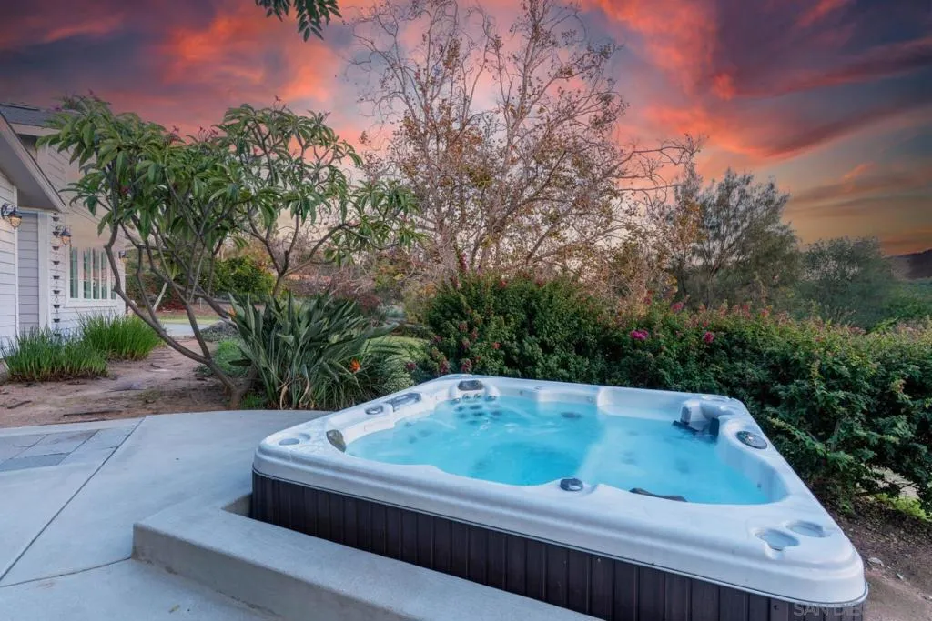 3121 Alta Verde, Fallbrook, California 92028 home-pic-22