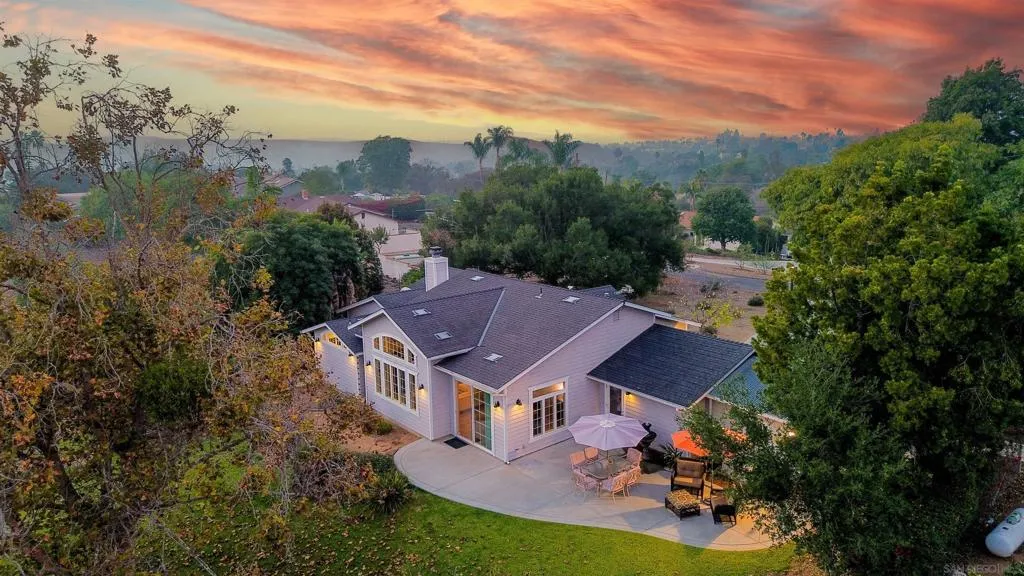 3121 Alta Verde, Fallbrook, California 92028 home-pic-1
