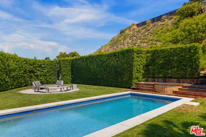 2611 Range Road, Los Angeles, California 90065