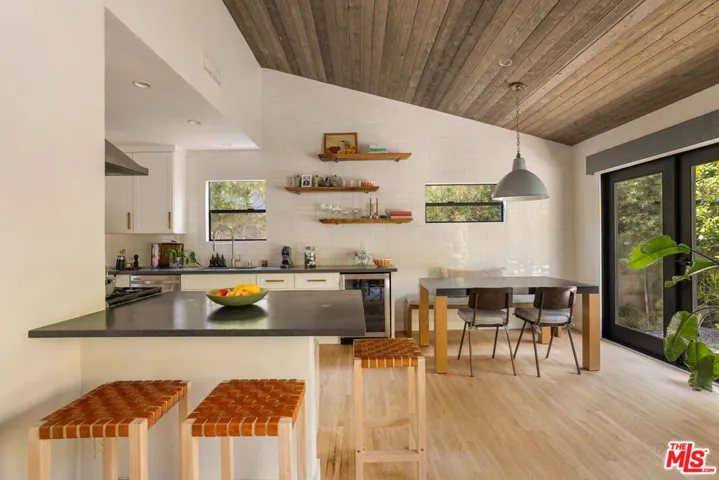 2611 Range Road, Los Angeles, California 90065