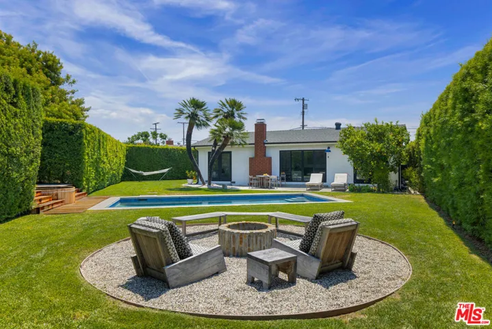 2611 Range Road, Los Angeles, California 90065