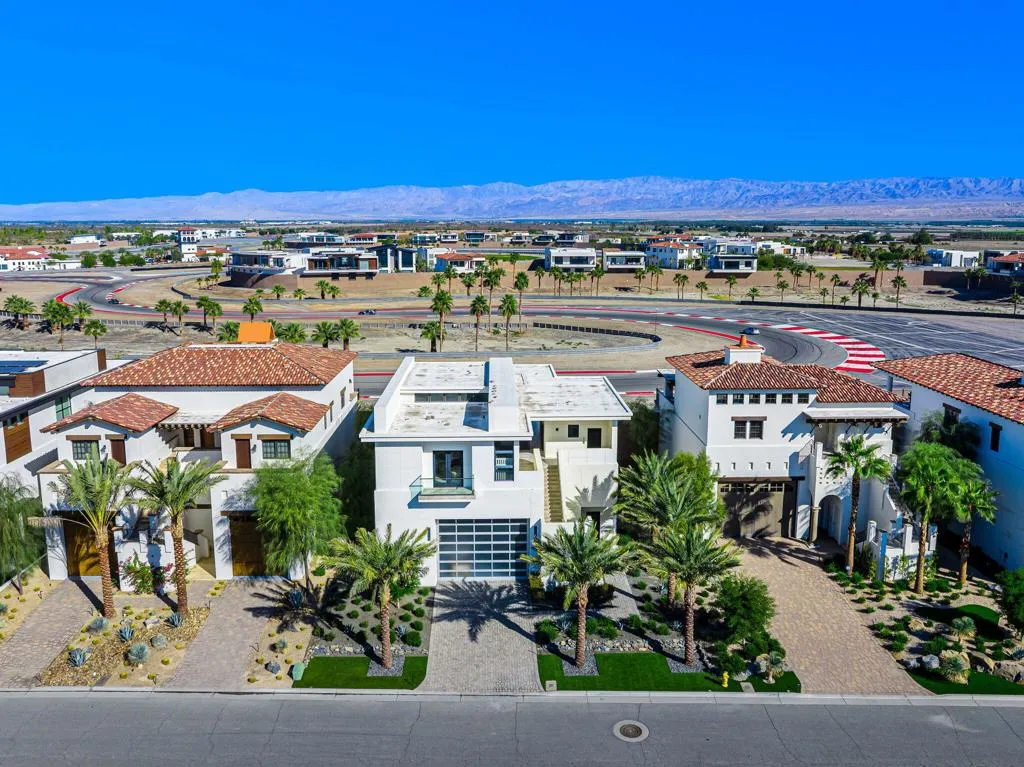 86828 Rogers Way, Thermal, California 92274 home-pic-2