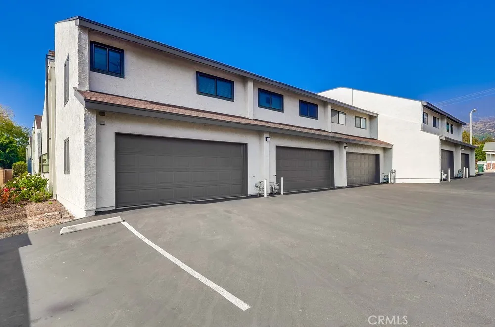 930 Ocean View Avenue E, Monrovia, California 91016 home-pic-33