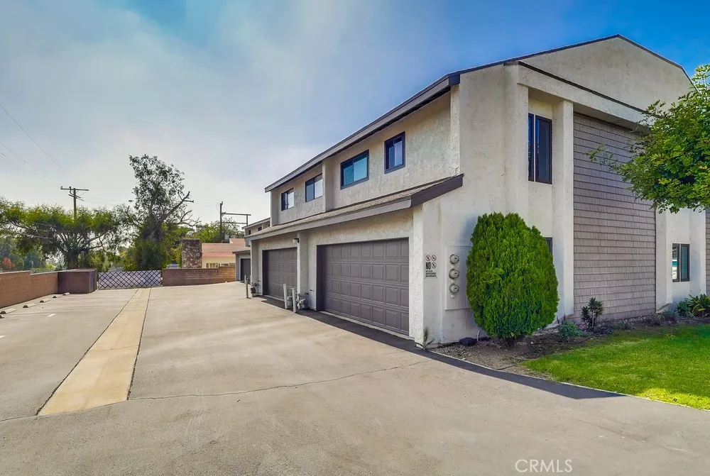 930 Ocean View Avenue E, Monrovia, California 91016 home-pic-32