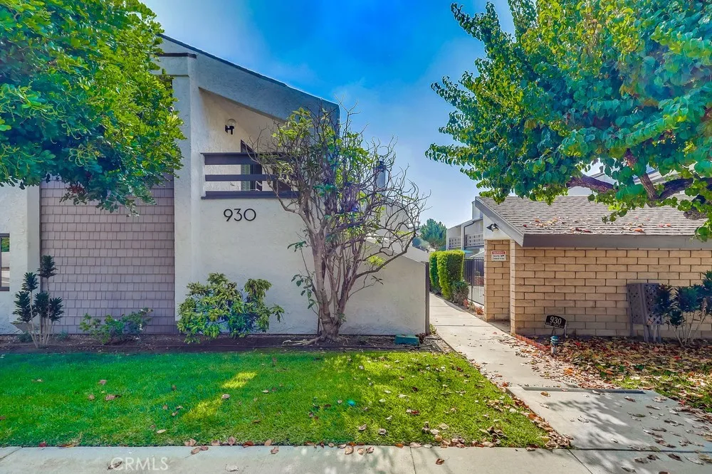 930 Ocean View Avenue E, Monrovia, California 91016 home-pic-1