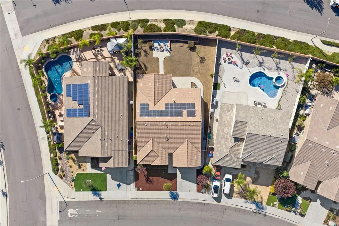 25136 High Plains Court, Menifee, California 92584 home-pic-37