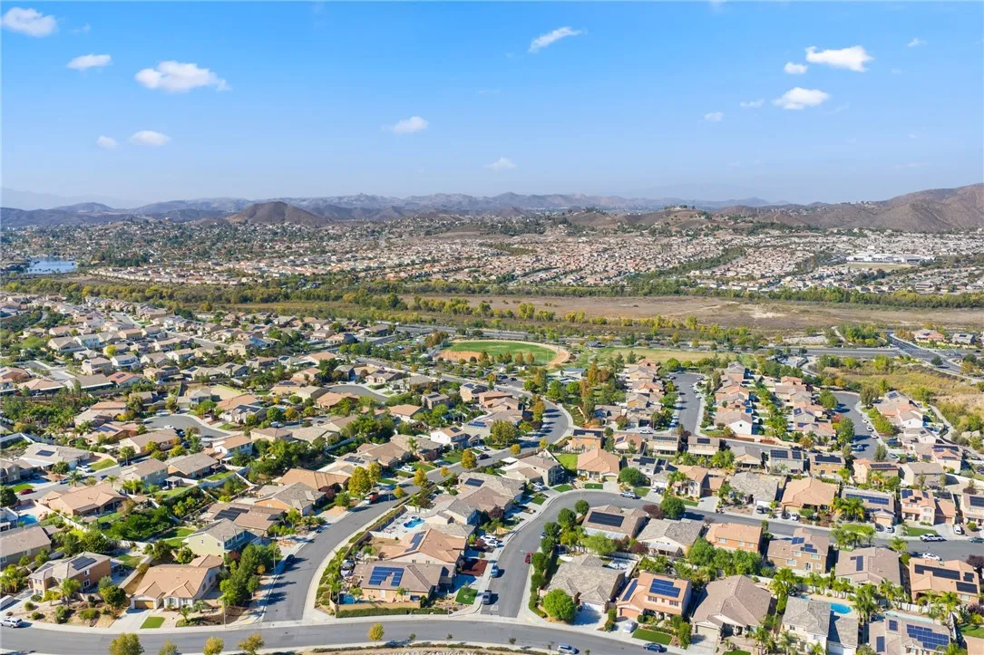 25136 High Plains Court, Menifee, California 92584 home-pic-41