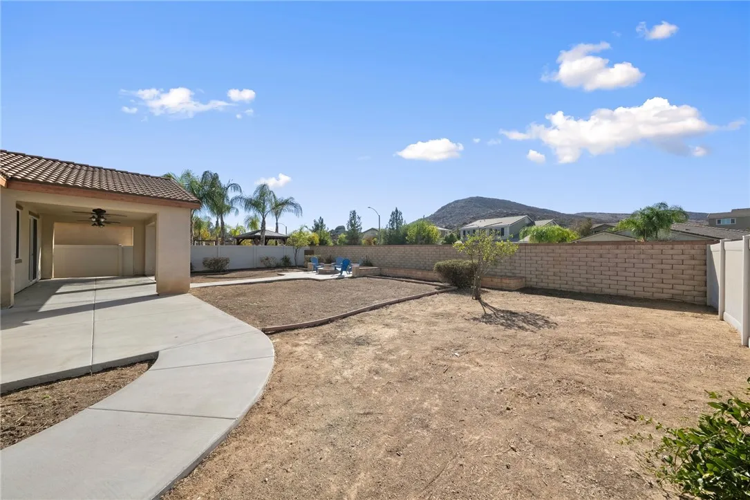 25136 High Plains Court, Menifee, California 92584 home-pic-36