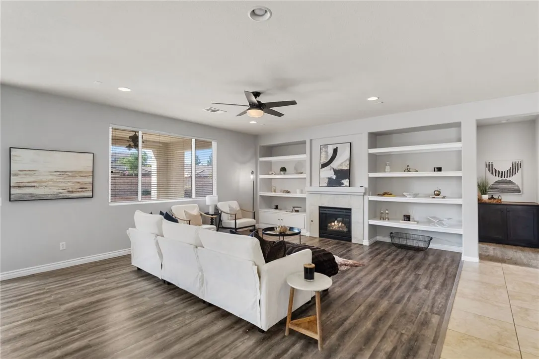 25136 High Plains Court, Menifee, California 92584 home-pic-12