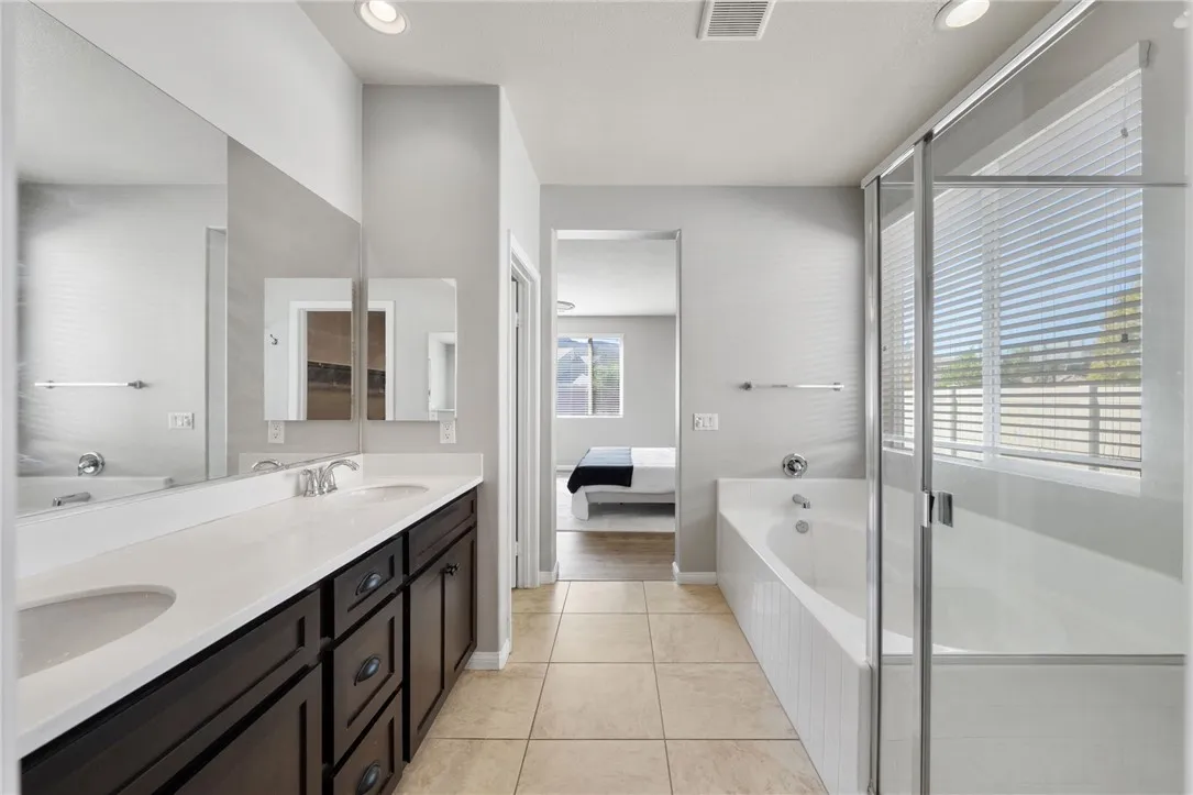 25136 High Plains Court, Menifee, California 92584 home-pic-20