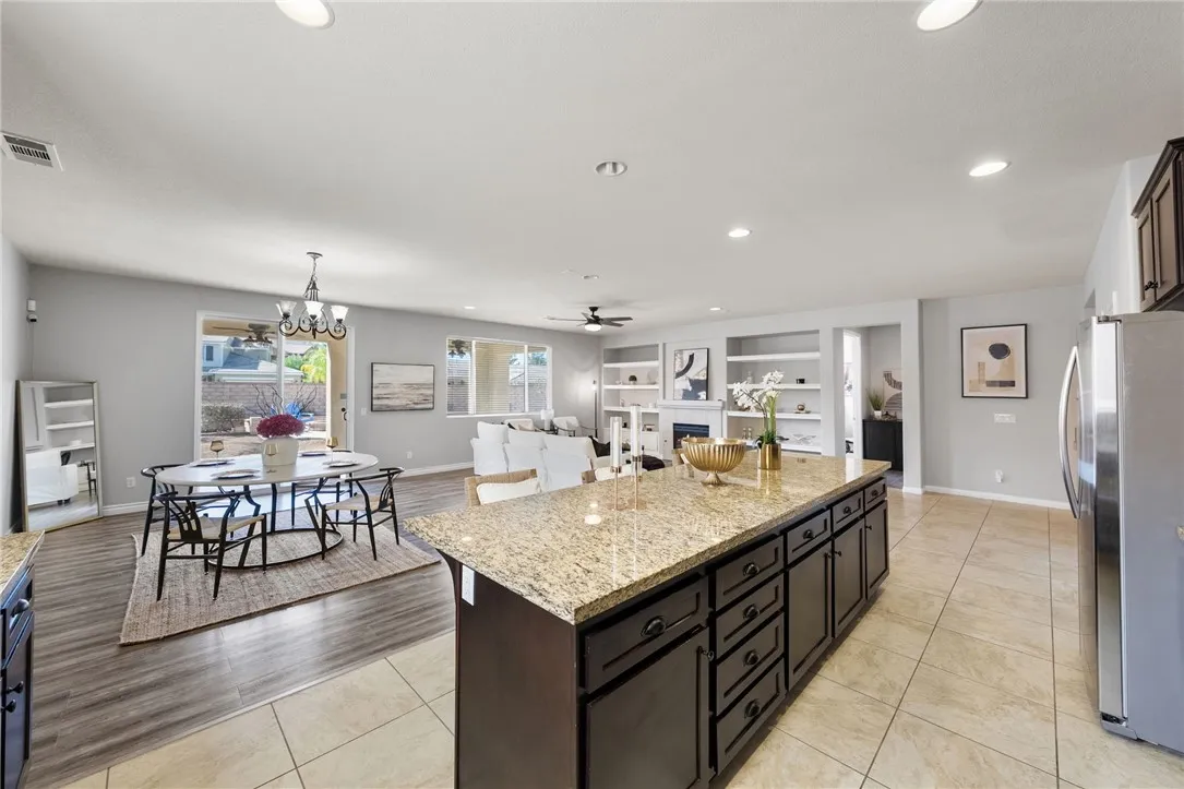 25136 High Plains Court, Menifee, California 92584 home-pic-8