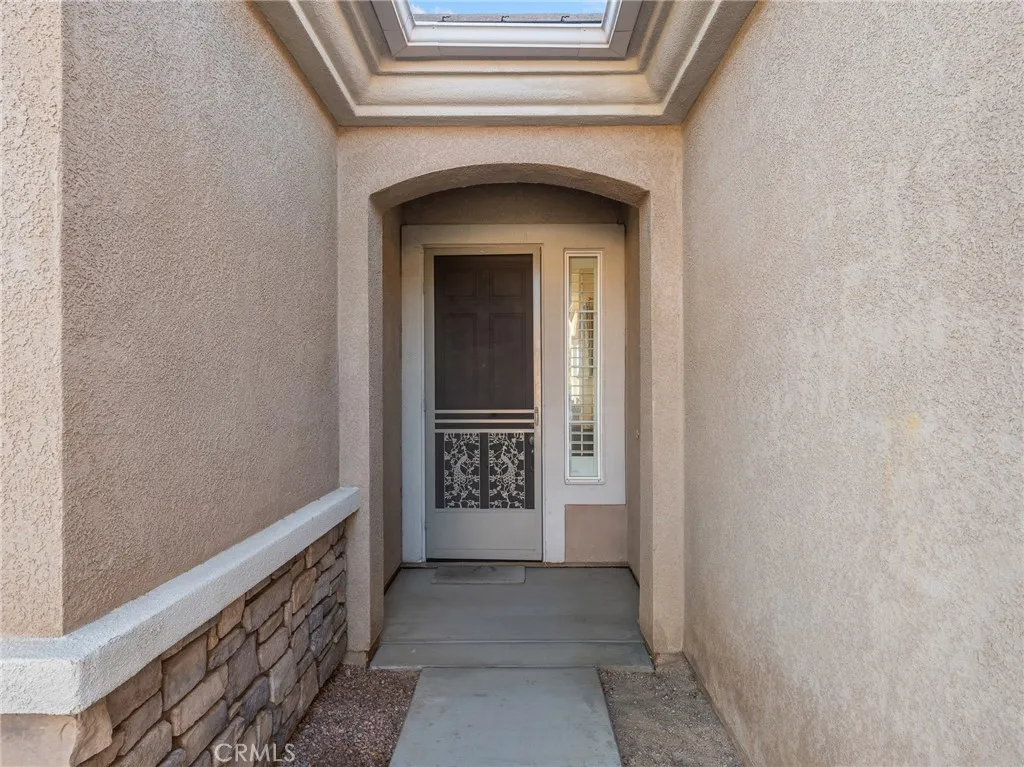 10446 Bridge Haven, Apple Valley, California 92308 home-pic-9