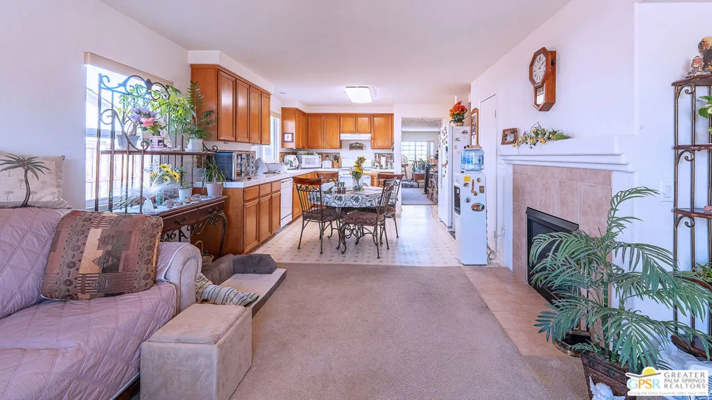 1486 Gemini Avenue, Thermal, California 92274 home-pic-17