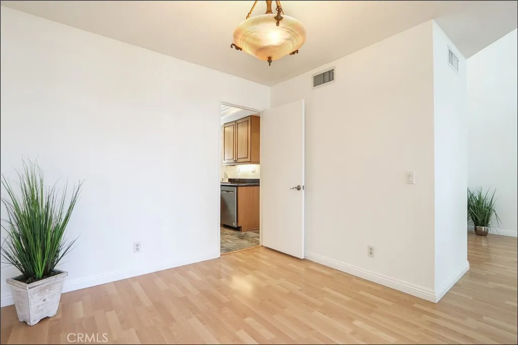 21205 Serra Vista, Lake Forest, California 92630 home-pic-6