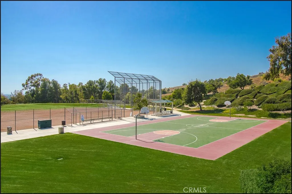 21205 Serra Vista, Lake Forest, California 92630 home-pic-32