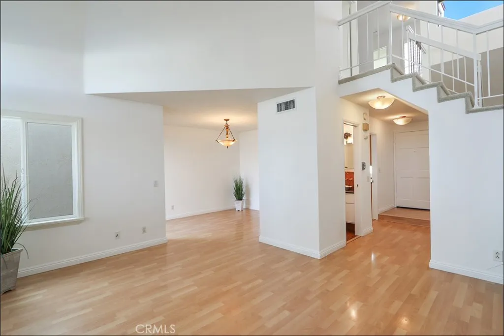 21205 Serra Vista, Lake Forest, California 92630 home-pic-5