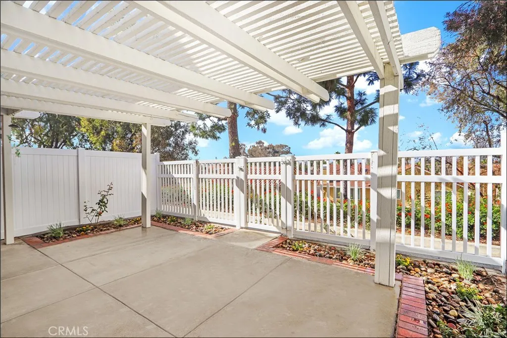 21205 Serra Vista, Lake Forest, California 92630 home-pic-26