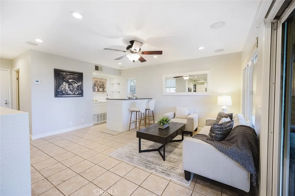 813 Avenida Loma, San Dimas, California 91773 home-pic-21