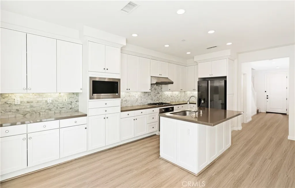 128 Full Sun, Irvine, California 92618 home-pic-4